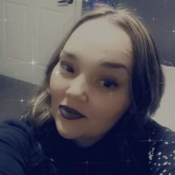 Meet your Posher, Candace - Picture 1 of 1